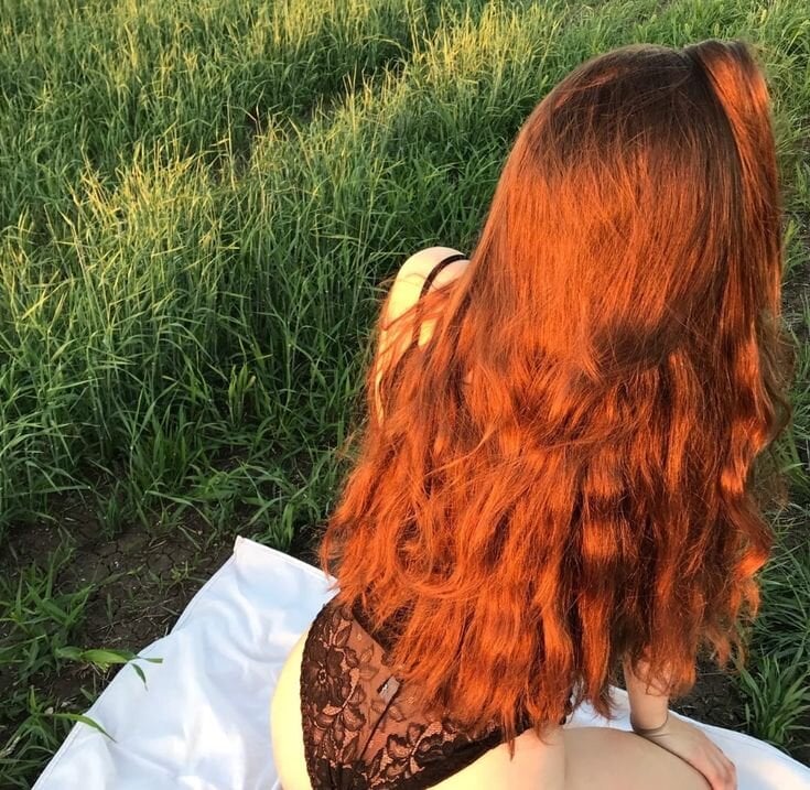 lola_sun12 from stripchat