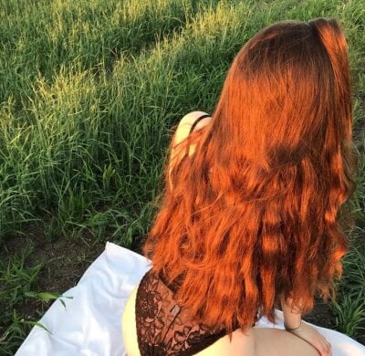 Lola_sun12