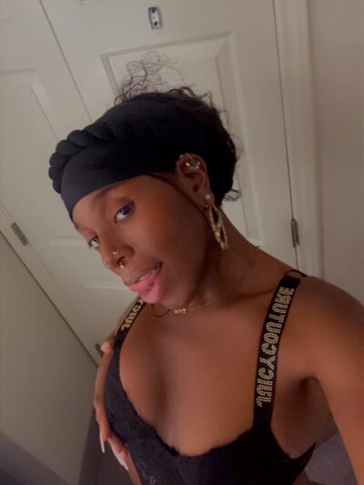 adult chat now LadyLondyn