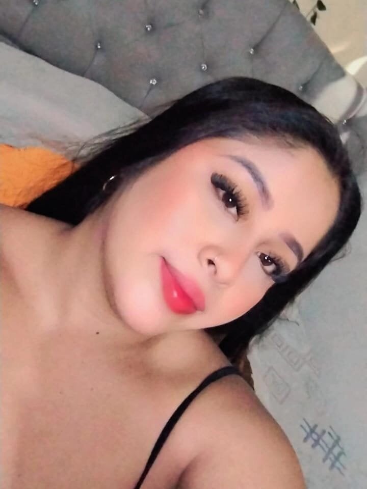 _MoonWhite profile