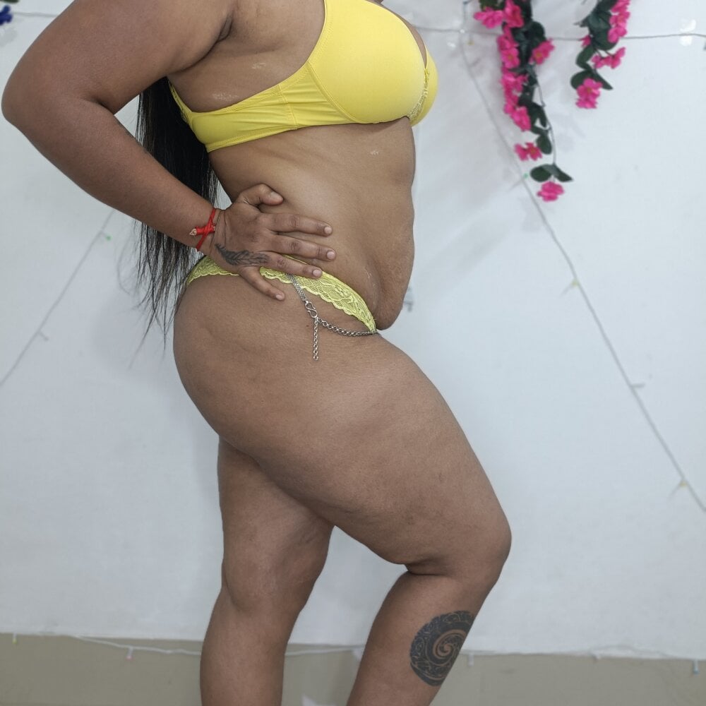 your_lovely-40 from stripchat