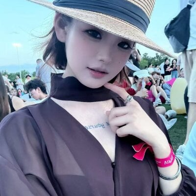 xiaoyugan-99 on StripChat