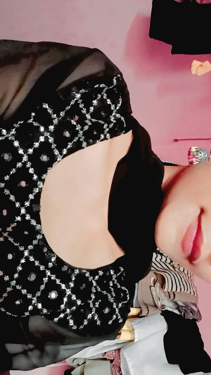 Hot_Mayra_
