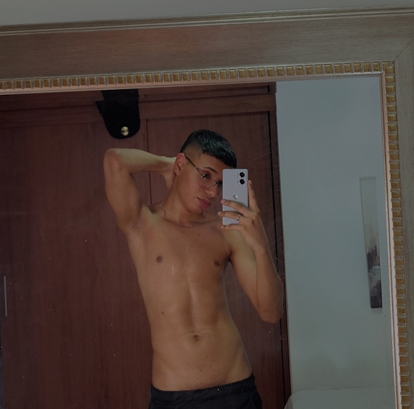 tristan_gold from stripchat