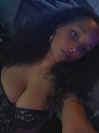 HavanaValentine's Offline Chat Room