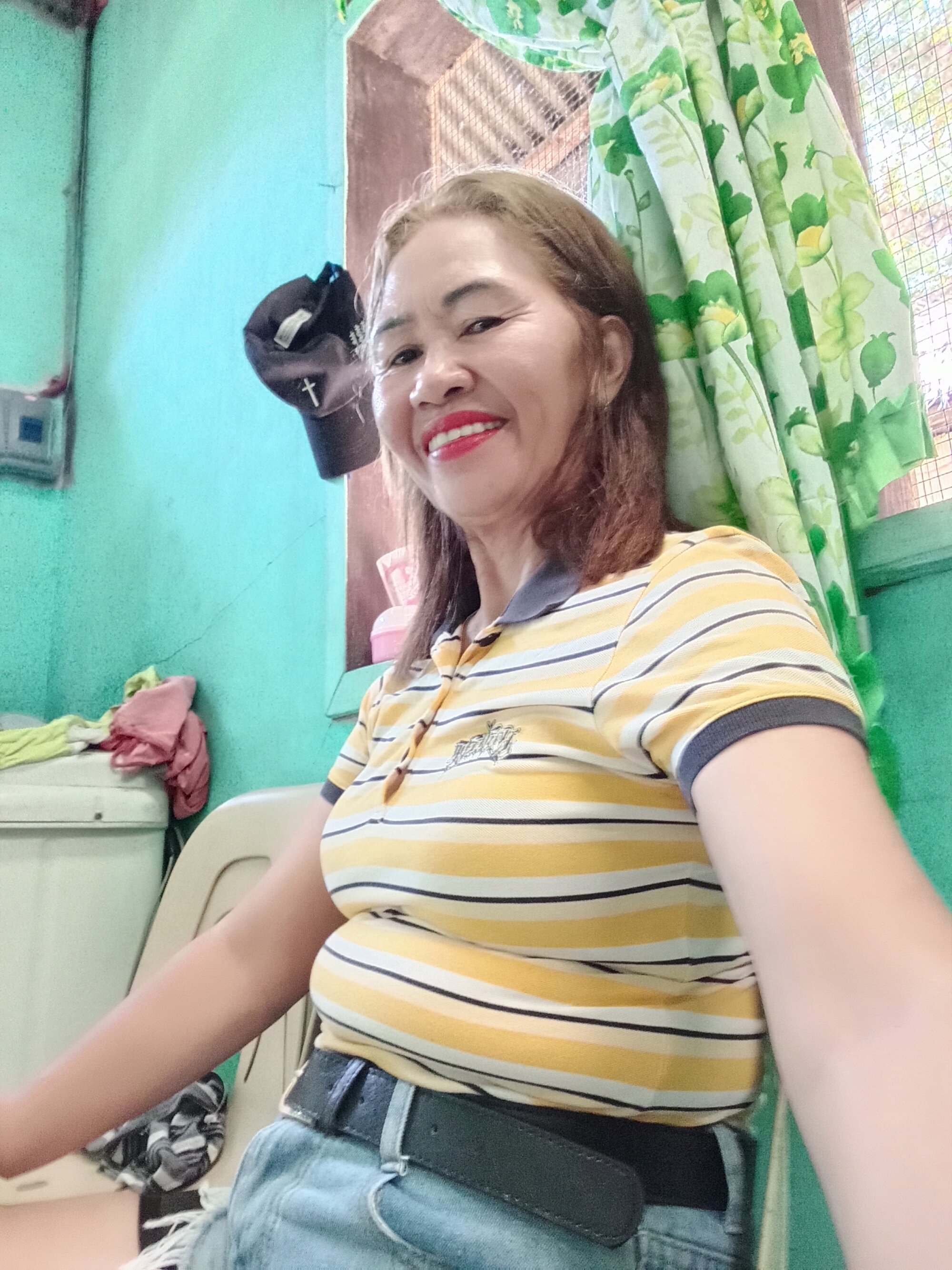 Urhotvivian11