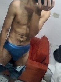 GuyThickBigHairy's webcam live show