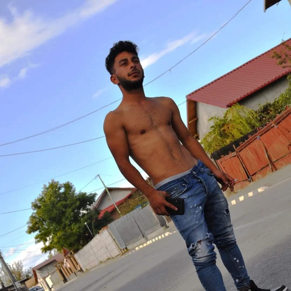 Iulianmarius12 Profile Image