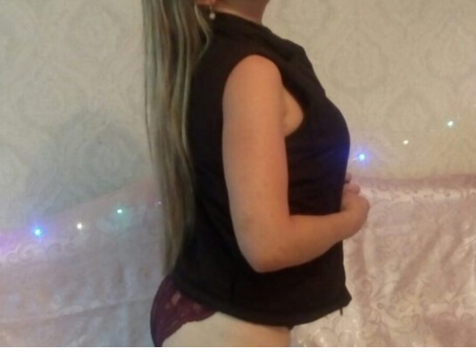 _Caroline-Angel_ profile