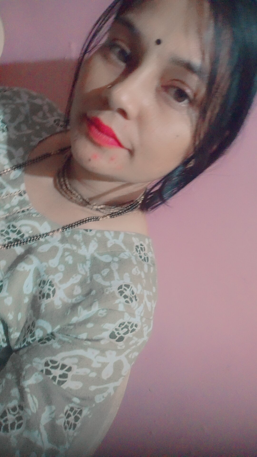 Hot_priya_08888