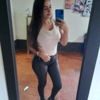 alessandraVip's Offline Chat Room