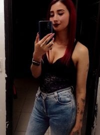 _ambar_14's webcam live show