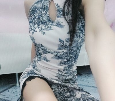 Meomeocute Female Squirtteens Webcam Porn