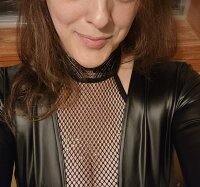 ArchQueenBea's Offline XXX Chat
