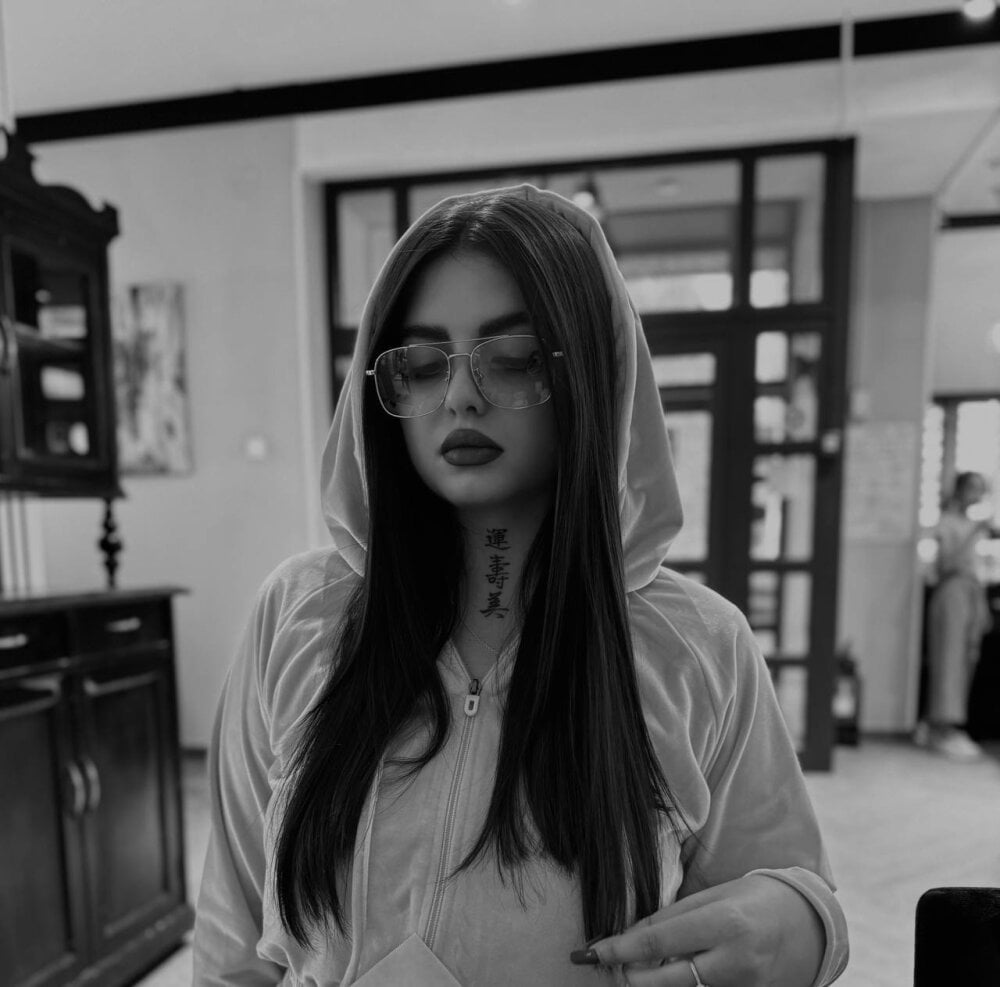 Isabella_Swaann profile