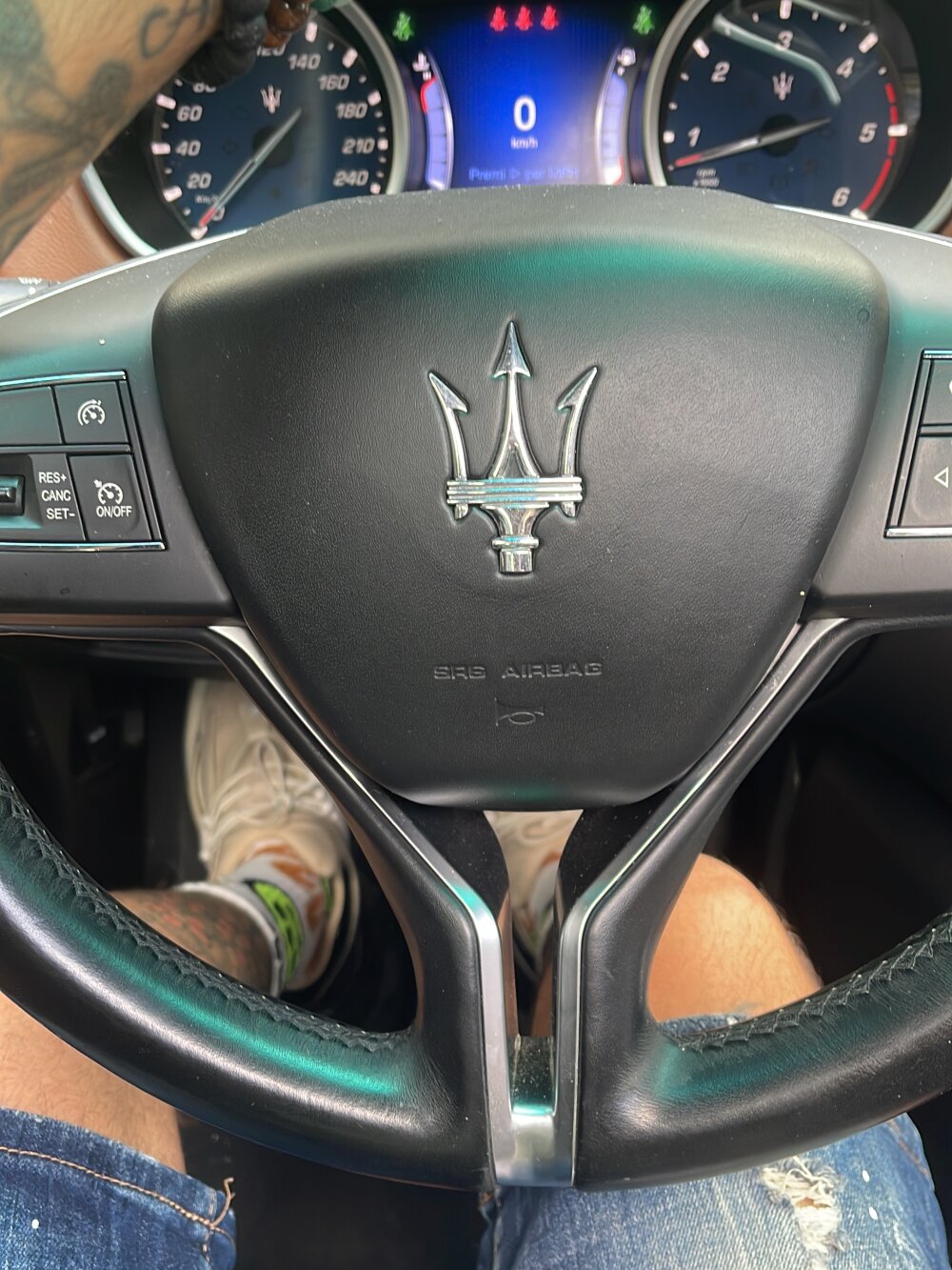 mistermaseratidick's Offline XXX Chat