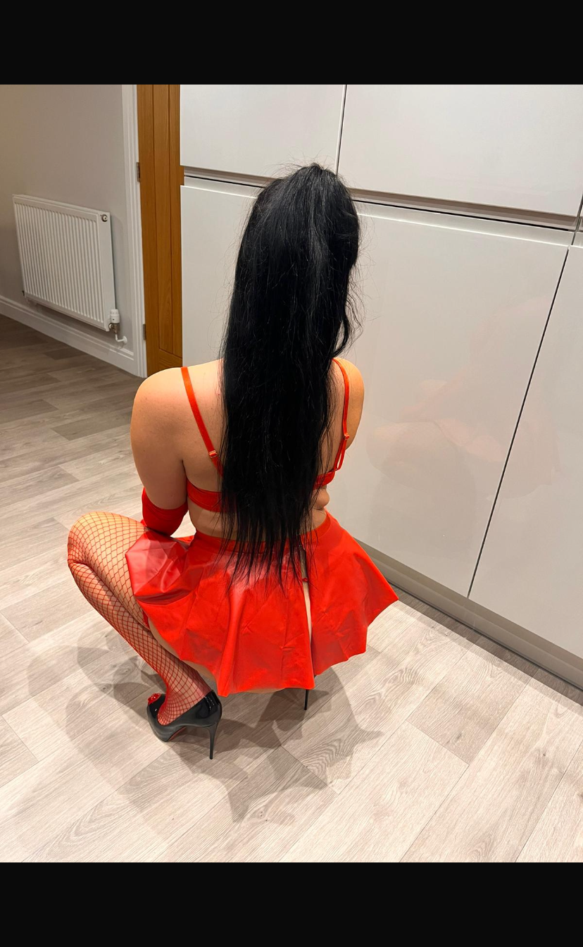 kinkykylieuk