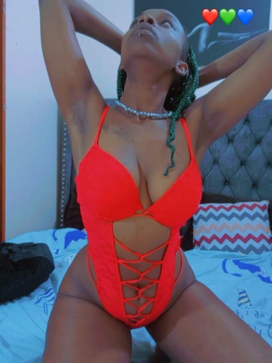 Live sex webcam photo for Buffybabby #290069253