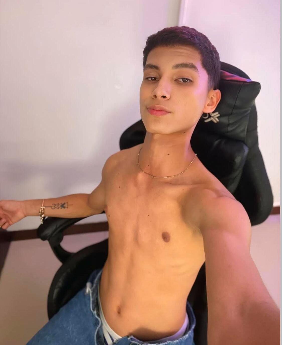 Elliot_stone