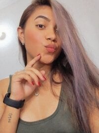 KMBERLYBIGASS' Offline Chat Room