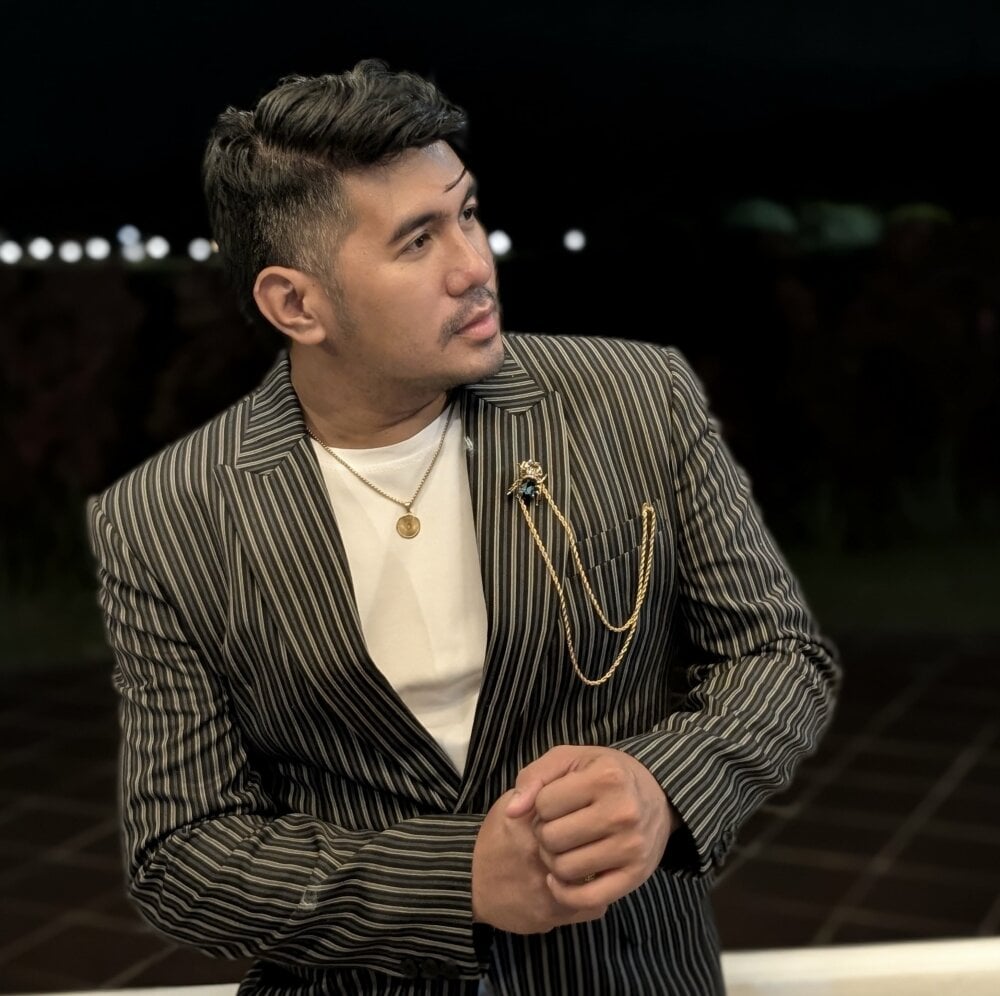 kheljordan23's Offline XXX Chat