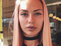 MaroonRose's Offline Chat Room