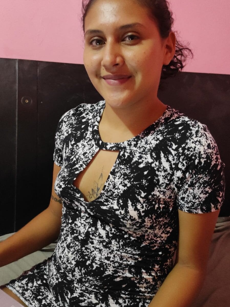 Lesly_vergara Webcam Show | superchatlive