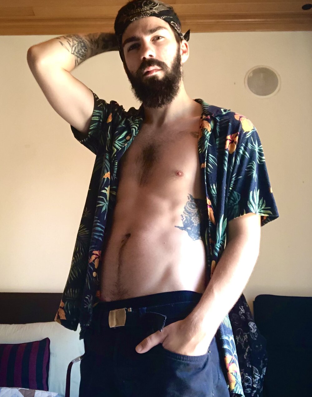 kinkyguy04 profile