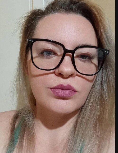mommygetnaughty from stripchat