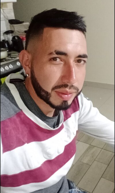 Alejandro_hot-577 profile