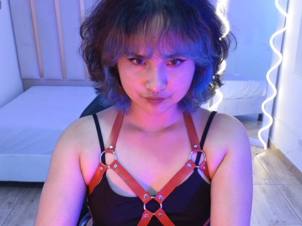 erika_tay