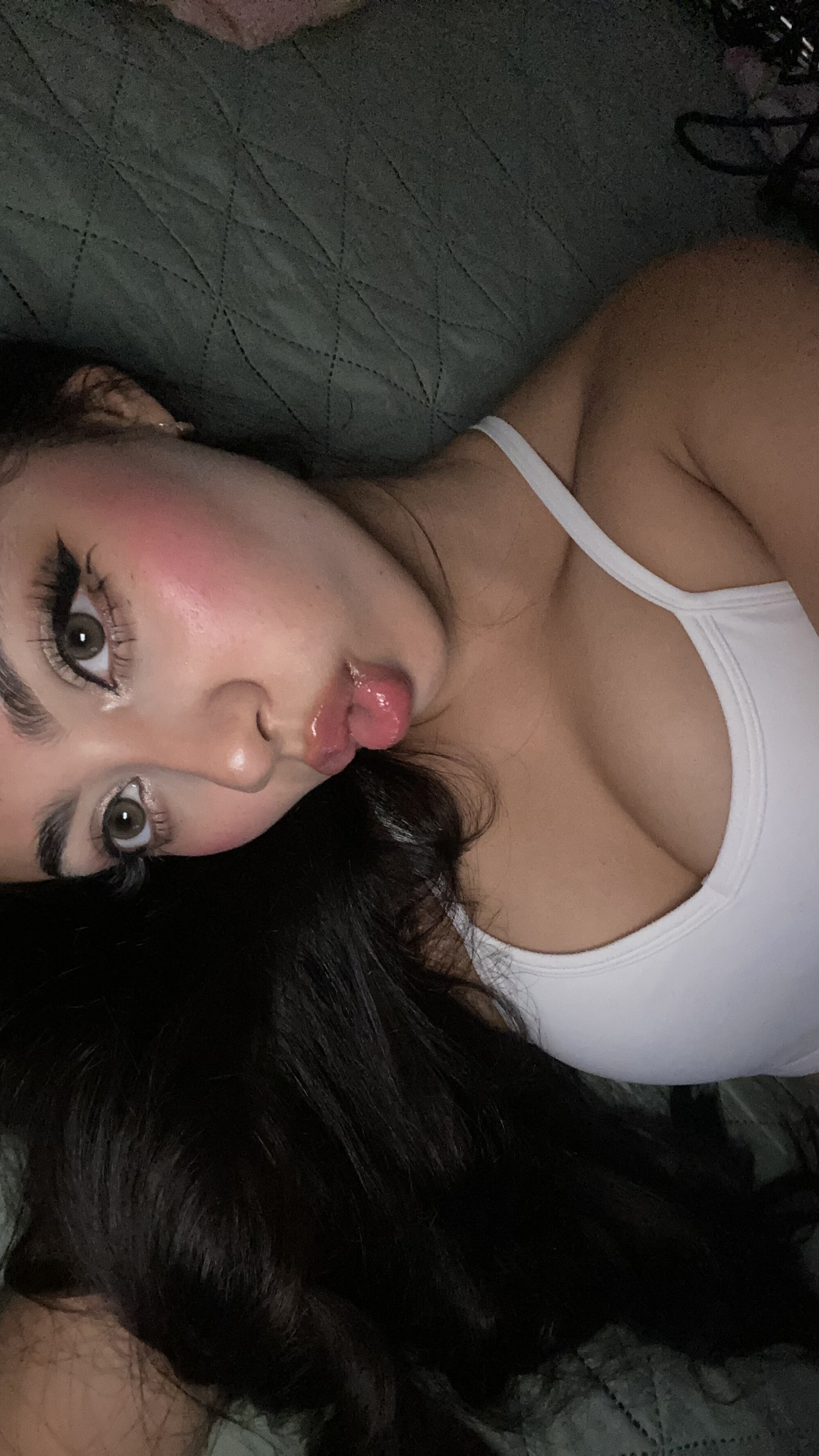 HottGgirl23