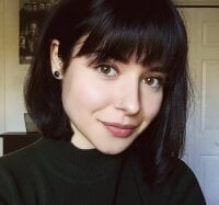 Courtney_Love's Offline Chat Room