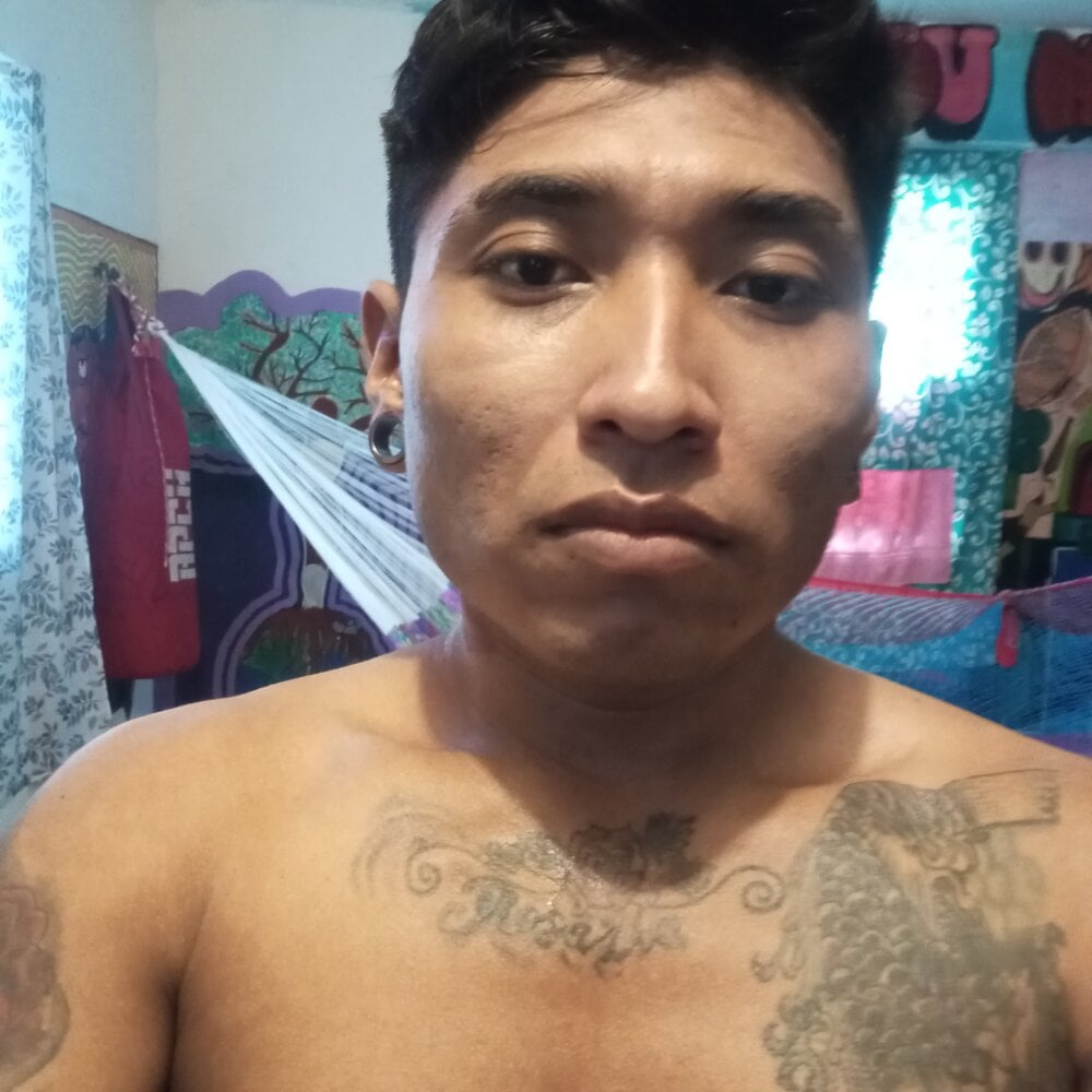 tonyada18 from stripchat