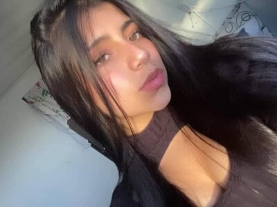 WhitneyBratz 🛏 adult cam chat
