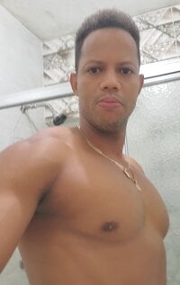 hotfine26's webcam live show