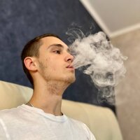 Johnny_Austin's Offline Chat Room