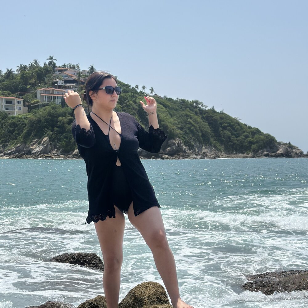 Ama_25's Offline XXX Chat