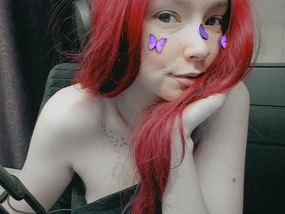 stripchat morylisa webcam profile pic via show2cam.com