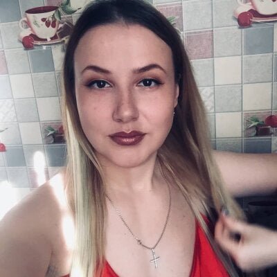 H0LLYGuess Female Brunettesblowjob Online Cam Adult