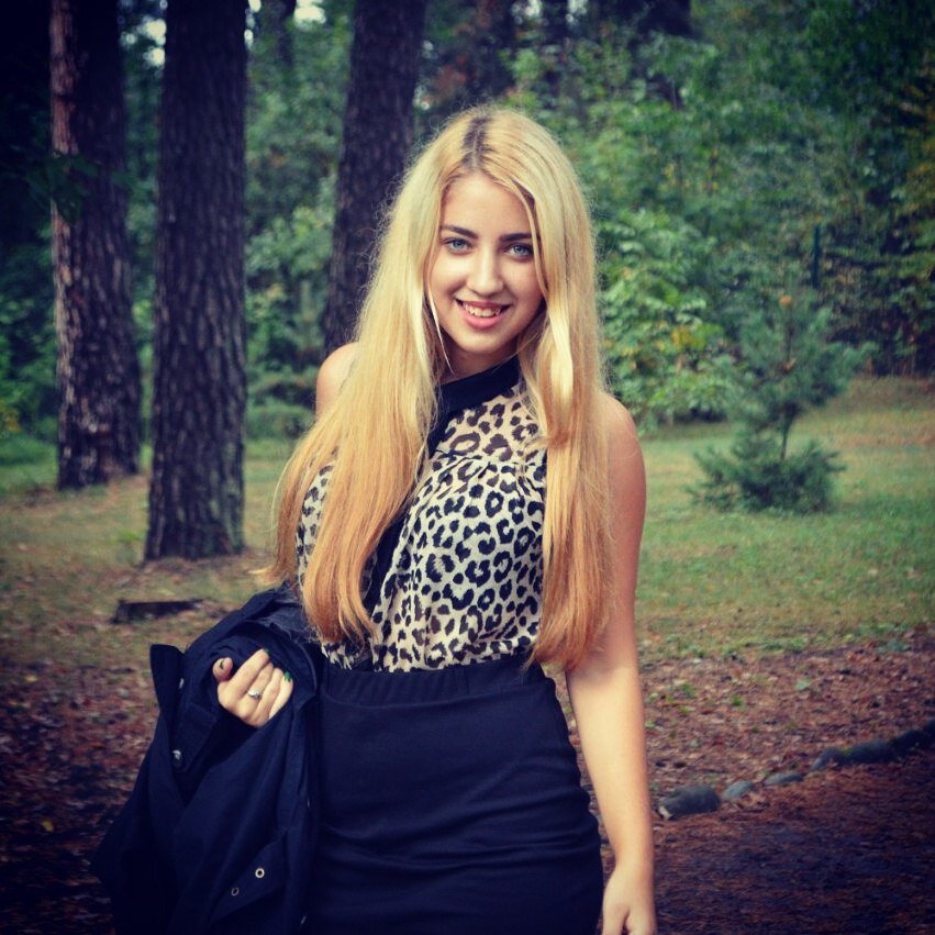 Honey_luckk2's most recent online preview