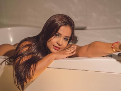 Annaj_01 Couple Latinyoung Live Webcam Chat