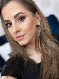 SerenaGrays' Offline Chat Room