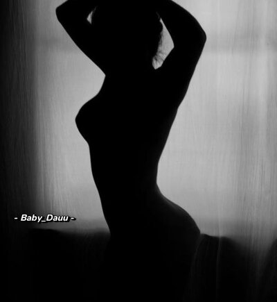 Baby_Dauu - topless