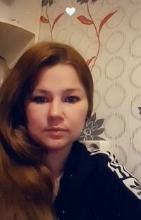 Juliamodest's Offline Chat Room