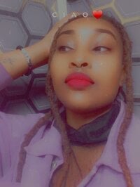 thicky_zaadi's Offline Chat Room