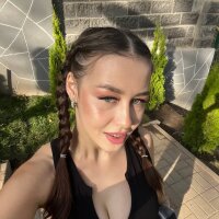emma_jonny's Offline Chat Room