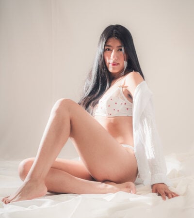 CarlaAlvez on StripChat