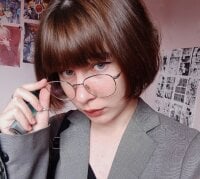 Catherine_Allens' Offline Chat Room