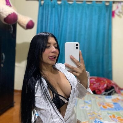 Dulcee_moon_ on StripChat